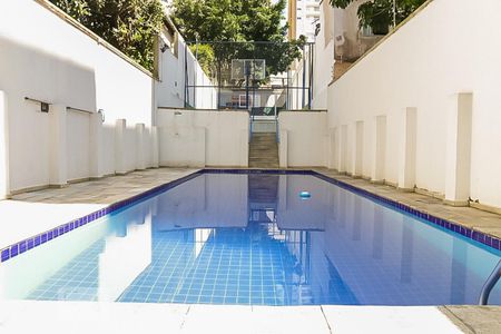Apartamento à venda com 101m², 3 quartos e 2 vagasPiscina