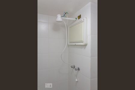 Banheiro de apartamento para alugar com 2 quartos, 50m² em Protásio Alves, Porto Alegre