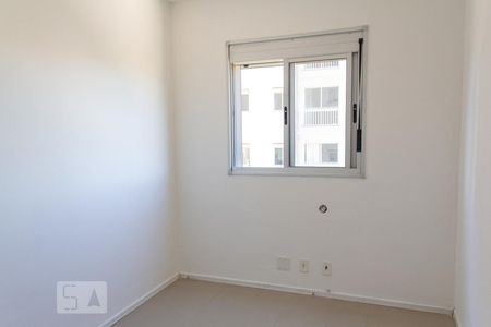 Quarto  de apartamento para alugar com 2 quartos, 50m² em Protásio Alves, Porto Alegre