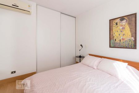 Quarto 1 de apartamento à venda com 1 quarto, 43m² em Itaim Bibi, São Paulo