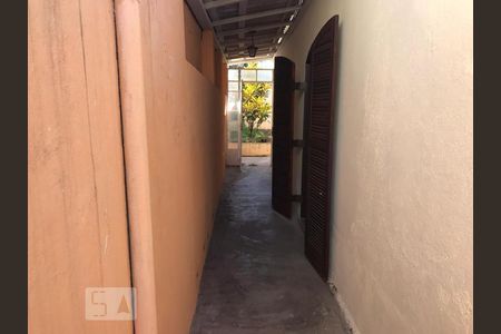 Casa à venda com 60m², 1 quarto e 1 vagaCorredor