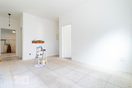 Sala de apartamento para alugar com 2 quartos, 81m² em Sumarezinho, São Paulo
