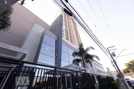 Apartamento à venda com 70m², 2 quartos e 1 vaga Apartamento à venda com 70m², 2 quartos e 1 vagaFachada