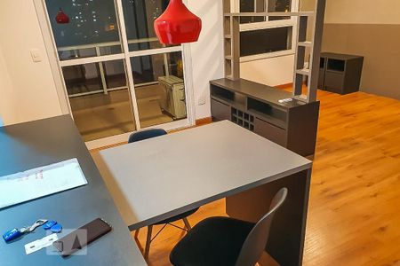 Sala de kitnet/studio para alugar com 1 quarto, 44m² em Vila Lídia, Campinas