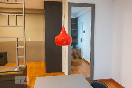 Sala de kitnet/studio para alugar com 1 quarto, 44m² em Vila Lídia, Campinas
