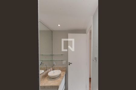 Apartamento para alugar com 62m², 3 quartos e 1 vaga Apartamento para alugar com 62m², 3 quartos e 1 vagaBanheiro da Suíte