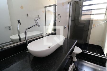 Apartamento à venda com 120m², 3 quartos e 3 vagasBanheiro da Suíte