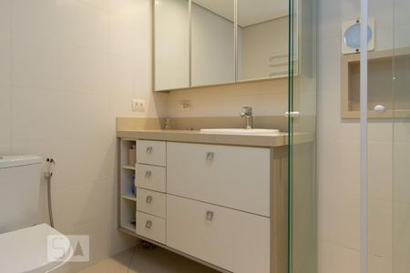 Apartamento à venda com 350m², 4 quartos e 2 vagas Apartamento à venda com 350m², 4 quartos e 2 vagasBanheiro 1 - Suíte