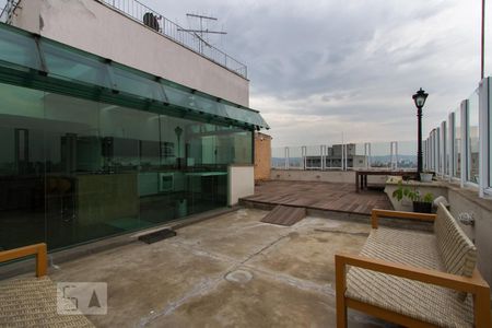 Apartamento à venda com 350m², 4 quartos e 2 vagas Apartamento à venda com 350m², 4 quartos e 2 vagasCobertura