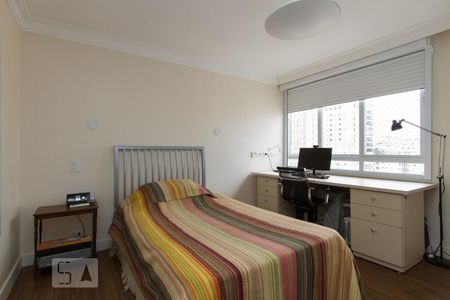 Apartamento à venda com 350m², 4 quartos e 2 vagas Apartamento à venda com 350m², 4 quartos e 2 vagasQuarto 3