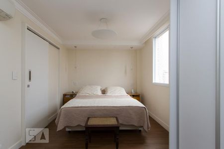 Quarto 1 - Suíte de apartamento à venda com 4 quartos, 350m² em Santa Cecília, São Paulo