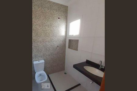 Banheiro do quarto 3 de casa à venda com 3 quartos, 120m² em Centro, Curitiba