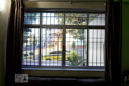 Detalhe Sala de casa para alugar com 3 quartos, 322m² em Braz de Pina, Rio de Janeiro