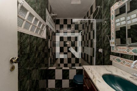 Casa à venda com 300m², 4 quartos e 2 vagasBanheiro da Suíte 3