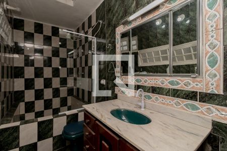 Casa à venda com 300m², 4 quartos e 2 vagasBanheiro da Suíte 3