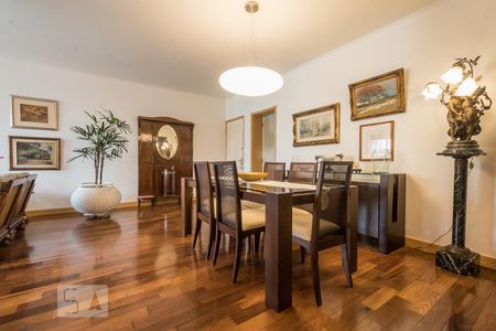 Sala de apartamento à venda com 3 quartos, 240m² em Jardim das Acacias, São Paulo