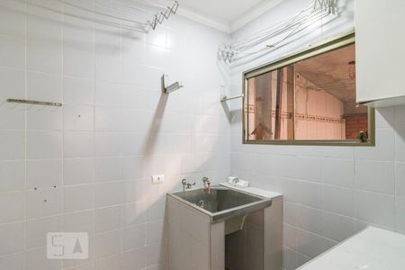 Casa à venda com 270m², 3 quartos e 4 vagas Casa à venda com 270m², 3 quartos e 4 vagasÁrea de Serviço