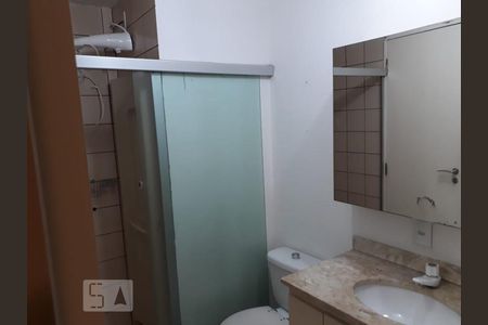 Banheiro de apartamento para alugar com 2 quartos, 63m² em Vila Isa, São Paulo