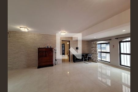 Apartamento para alugar com 233m², 4 quartos e 3 vagas Apartamento para alugar com 233m², 4 quartos e 3 vagasSala Tv