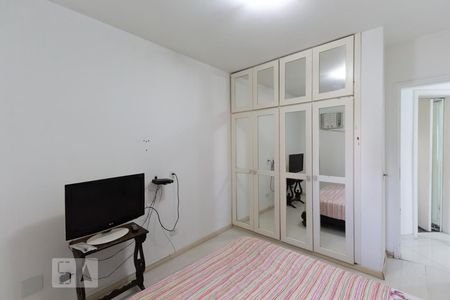 Quarto de apartamento para alugar com 1 quarto, 43m² em Paraíso do Morumbi, São Paulo