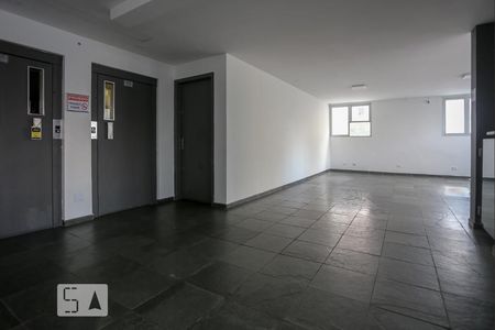 Studio à venda com 33m², 1 quarto e 1 vaga Studio à venda com 33m², 1 quarto e 1 vagaHall de entrada