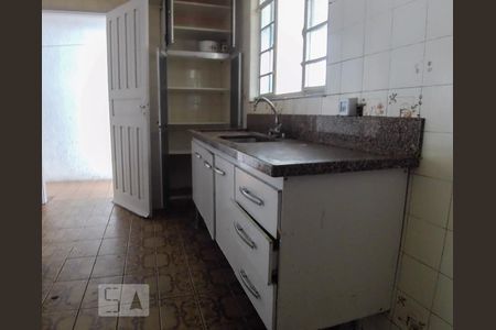 Casa à venda com 250m², 2 quartos e 2 vagasCozinha