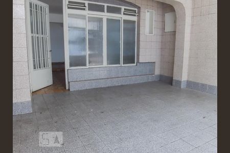 Casa à venda com 250m², 2 quartos e 2 vagasGaragem