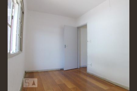 Quarto 2 de casa à venda com 2 quartos, 250m² em Vila Barbosa, São Paulo