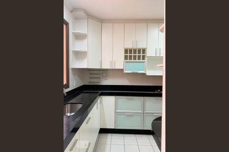 Apartamento à venda com 92m², 3 quartos e 3 vagasCozinha