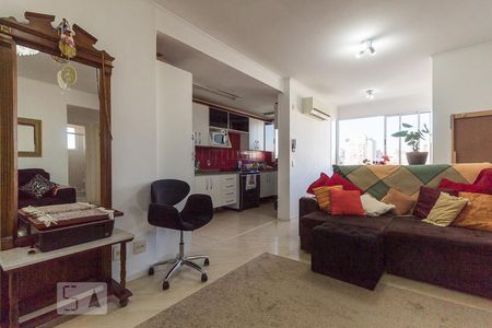 Sala de apartamento para alugar com 2 quartos, 80m² em Floresta, Porto Alegre