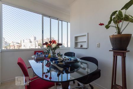 Sala de apartamento para alugar com 2 quartos, 80m² em Floresta, Porto Alegre