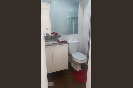 Apartamento para alugar com 70m², 2 quartos e 1 vaga Apartamento para alugar com 70m², 2 quartos e 1 vagaBanheiro