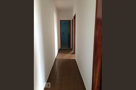 Corredor de apartamento para alugar com 2 quartos, 90m² em Jaguaribe, Osasco