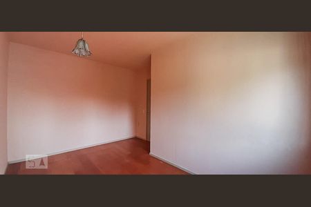 Dormitório de apartamento para alugar com 2 quartos, 60m² em Protásio Alves, Porto Alegre