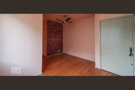 Apartamento para alugar com 60m², 2 quartos e sem vagaSala