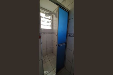 Banheiro de apartamento para alugar com 2 quartos, 60m² em Protásio Alves, Porto Alegre