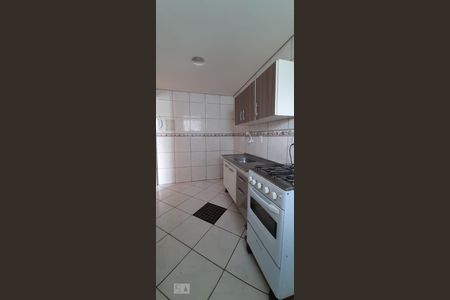 Cozinha de apartamento para alugar com 2 quartos, 60m² em Protásio Alves, Porto Alegre