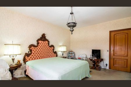 Apartamento à venda com 260m², 3 quartos e 1 vagaSuíte 1