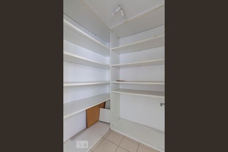 Apartamento à venda com 85m², 3 quartos e 2 vagasQuarto de Serviço