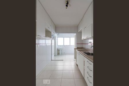 Apartamento à venda com 85m², 3 quartos e 2 vagasCozinha