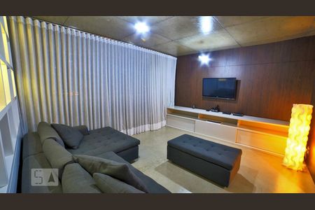 Apartamento à venda com 70m², 1 quarto e 1 vagaSala