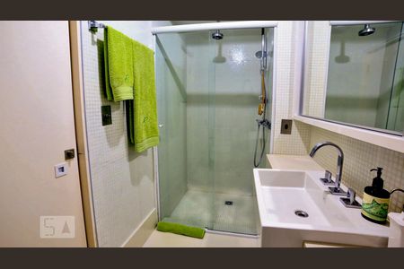 Apartamento à venda com 70m², 1 quarto e 1 vagaBanheiro da Suíte