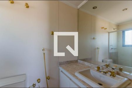 Apartamento à venda com 110m², 3 quartos e 2 vagasBanheiro do Quarto 3