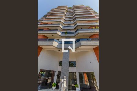Apartamento à venda com 110m², 3 quartos e 2 vagasFachada