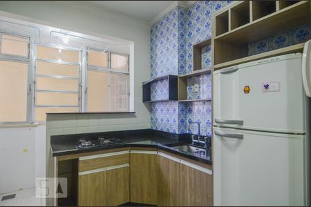 Cozinha de apartamento à venda com 2 quartos, 64m² em Centro Histórico, Porto Alegre