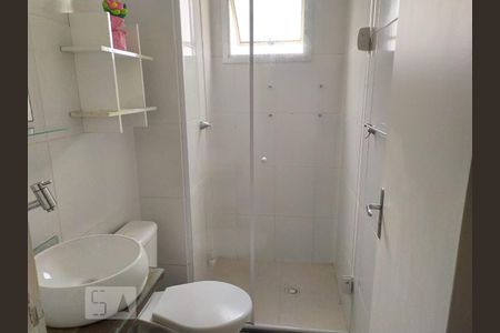 Apartamento para alugar com 44m², 2 quartos e sem vagaBanheiro