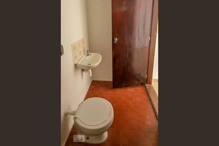 Banheiro de Serviço de casa para alugar com 3 quartos, 161m² em Vila Yara, Osasco