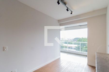 Sala de apartamento para alugar com 2 quartos, 55m² em Vila Anastácio, São Paulo