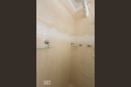 Apartamento para alugar com 124m², 3 quartos e 1 vaga Apartamento para alugar com 124m², 3 quartos e 1 vagaBanheiro Corredor