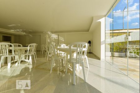 Apartamento para alugar com 124m², 3 quartos e 1 vaga Apartamento para alugar com 124m², 3 quartos e 1 vagaÁrea comum